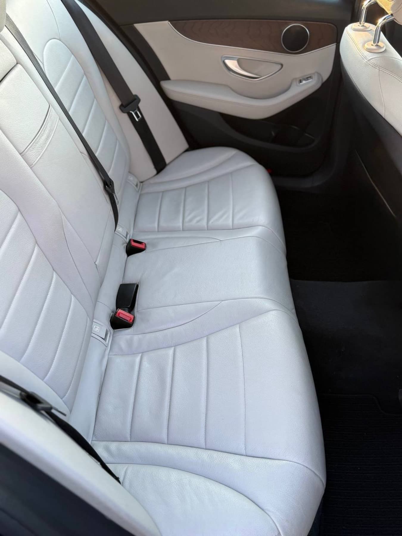 Mercedes-Benz C-Class (W205) 5